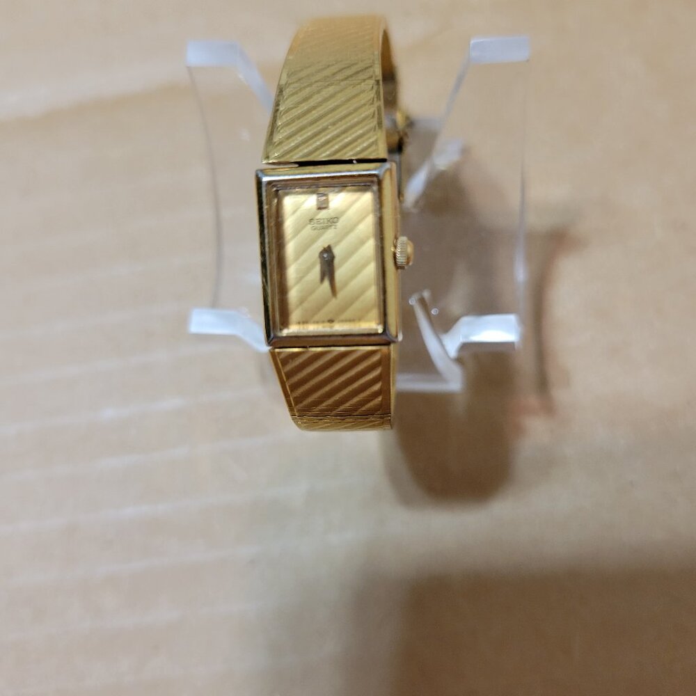 Seiko gold watch